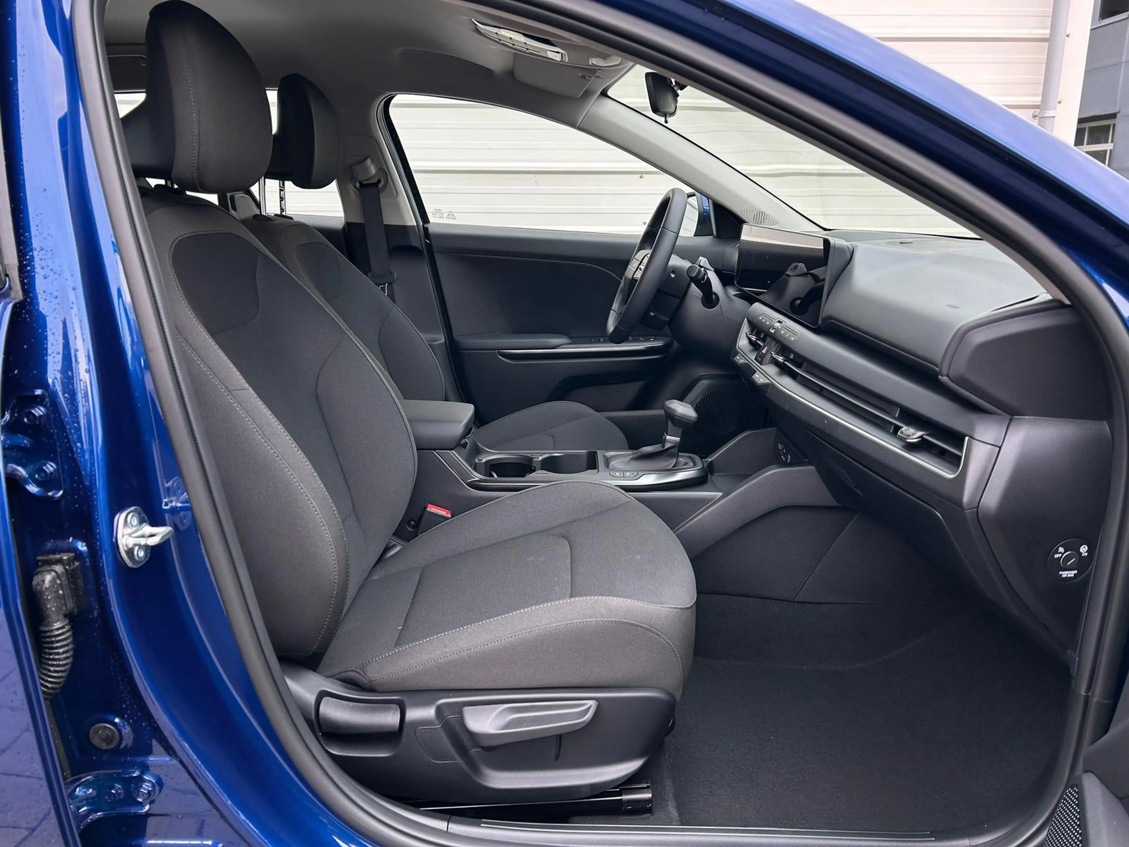 Kia K4 Silver 1.6 T-GDi DCT Android Auto*Navi*SHZ*Kame... — photo 11
