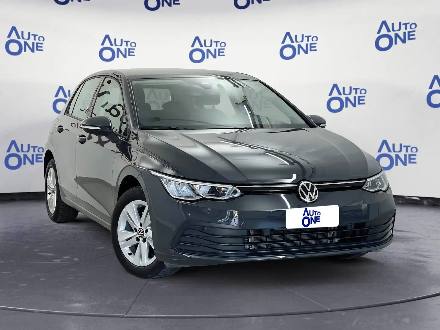 Volkswagen Golf 1.5 TGI 130CV AUTO LIFE - * Grigio - 1