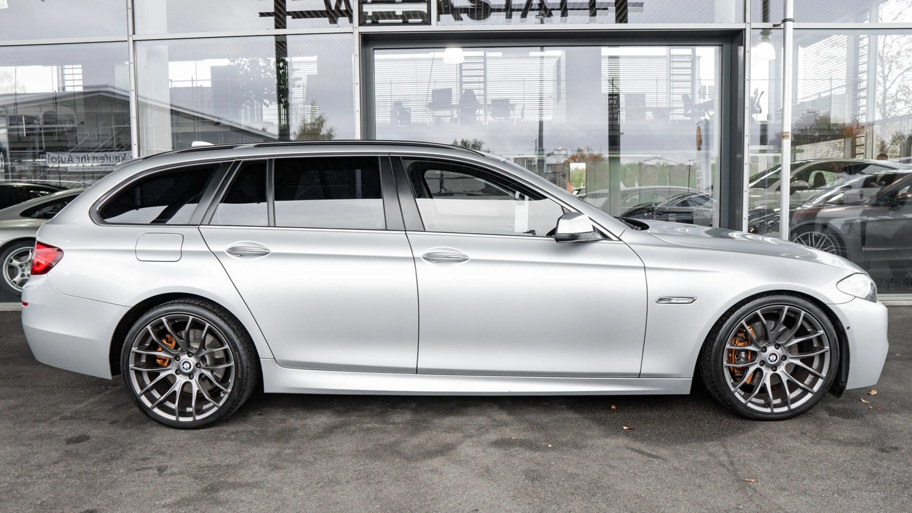 BMW 535 d M PAKET *HUD*360°*SOFTCLOSE*STANDHZG* — photo 3