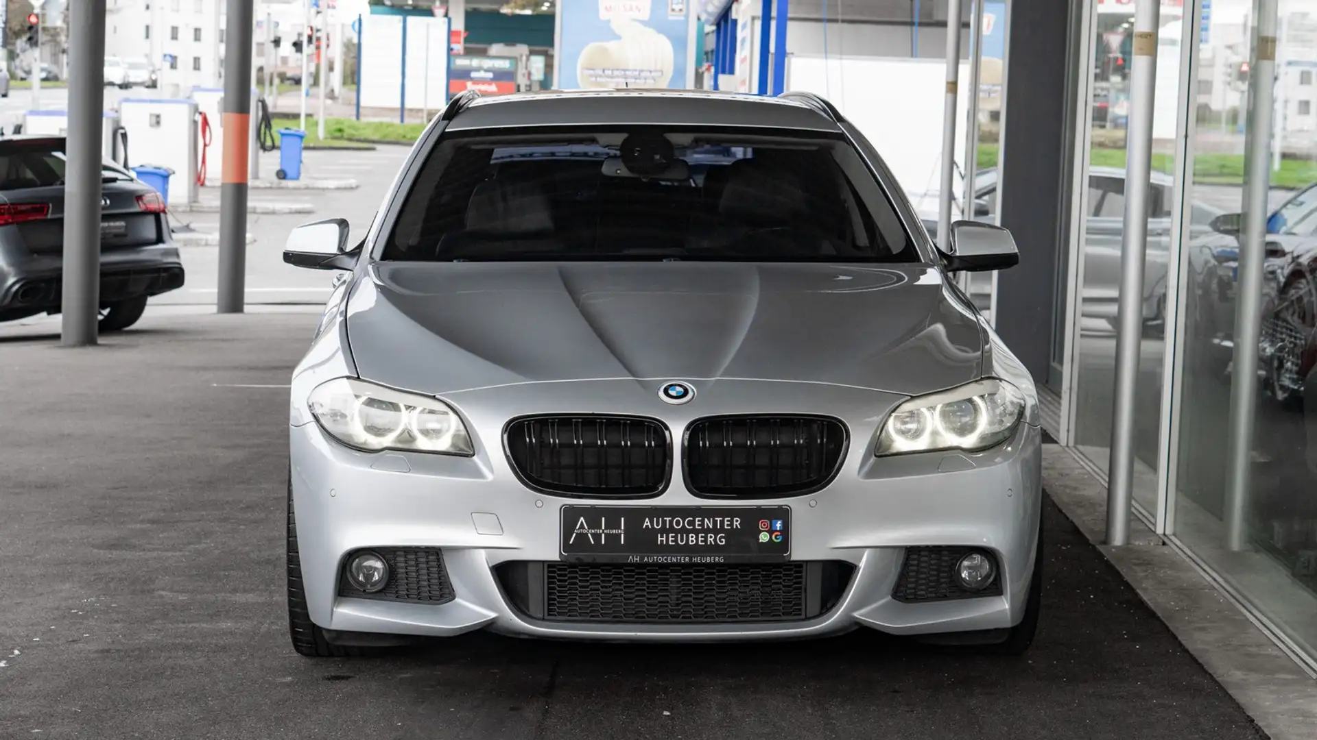 BMW 535 d M PAKET *HUD*360°*SOFTCLOSE*STANDHZG* Silber - 2