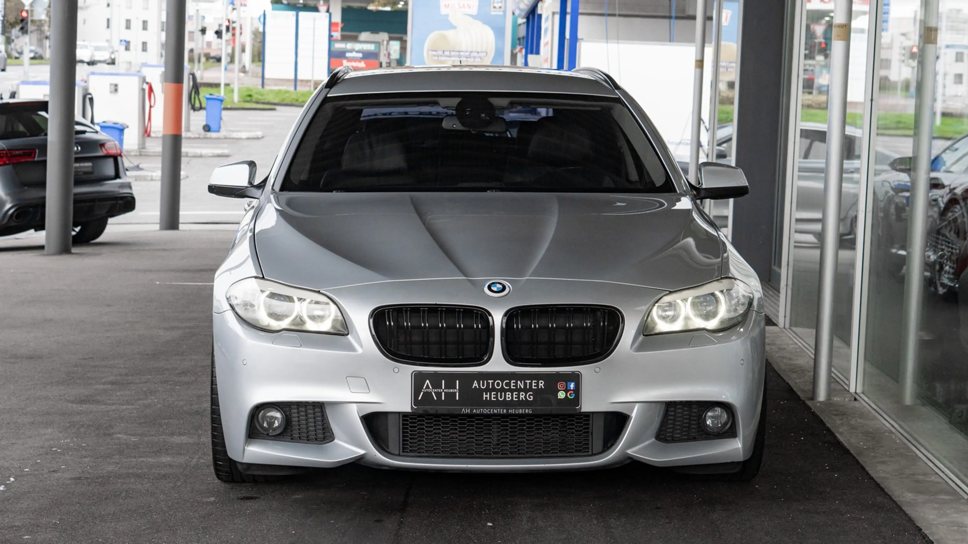BMW 535 d M PAKET *HUD*360°*SOFTCLOSE*STANDHZG* — photo 2
