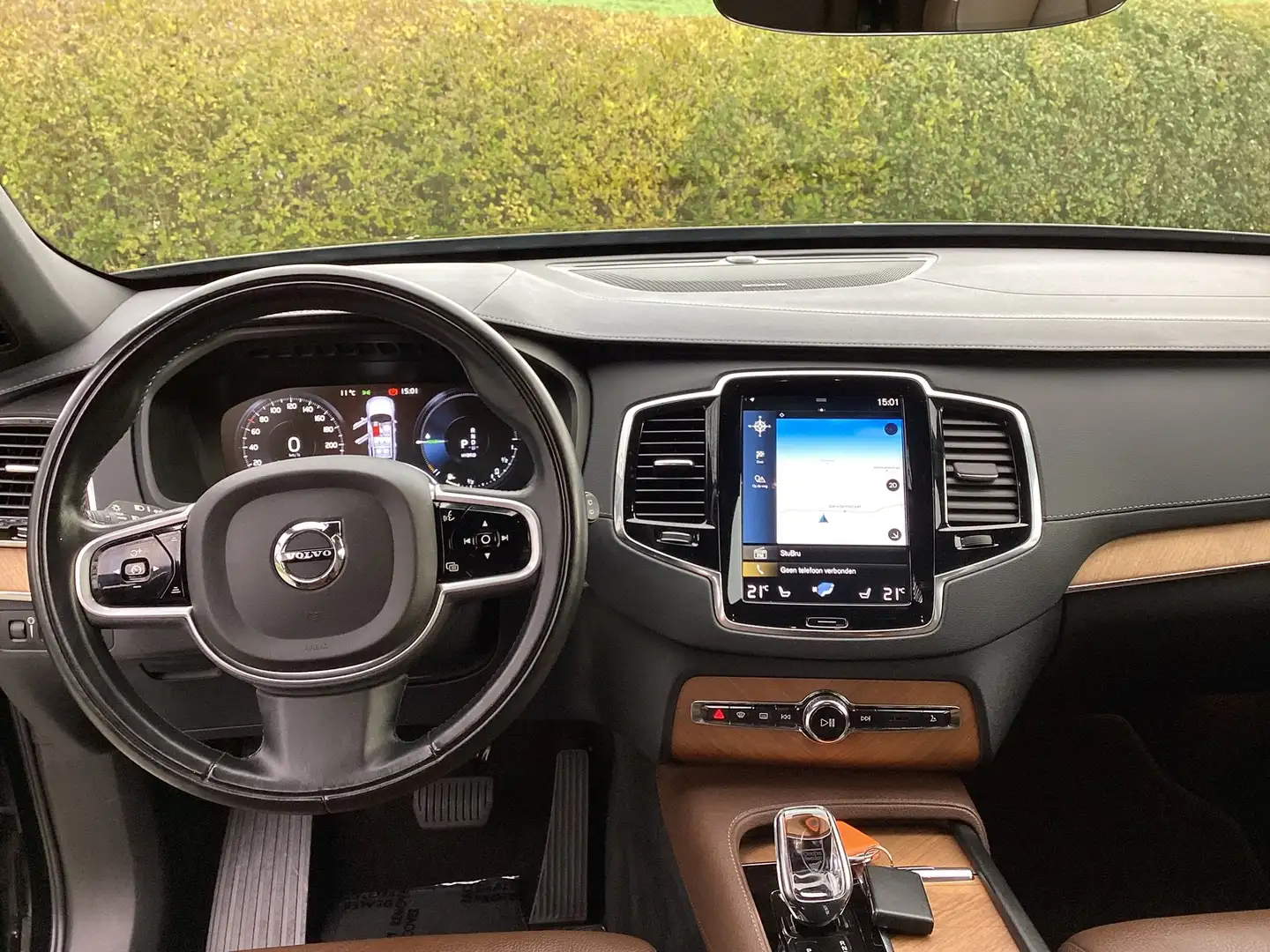 Volvo XC90 T8 Hybrid/1stEig/77000km/7zitpl/Leder/Trekhaak/Cam Black - 2