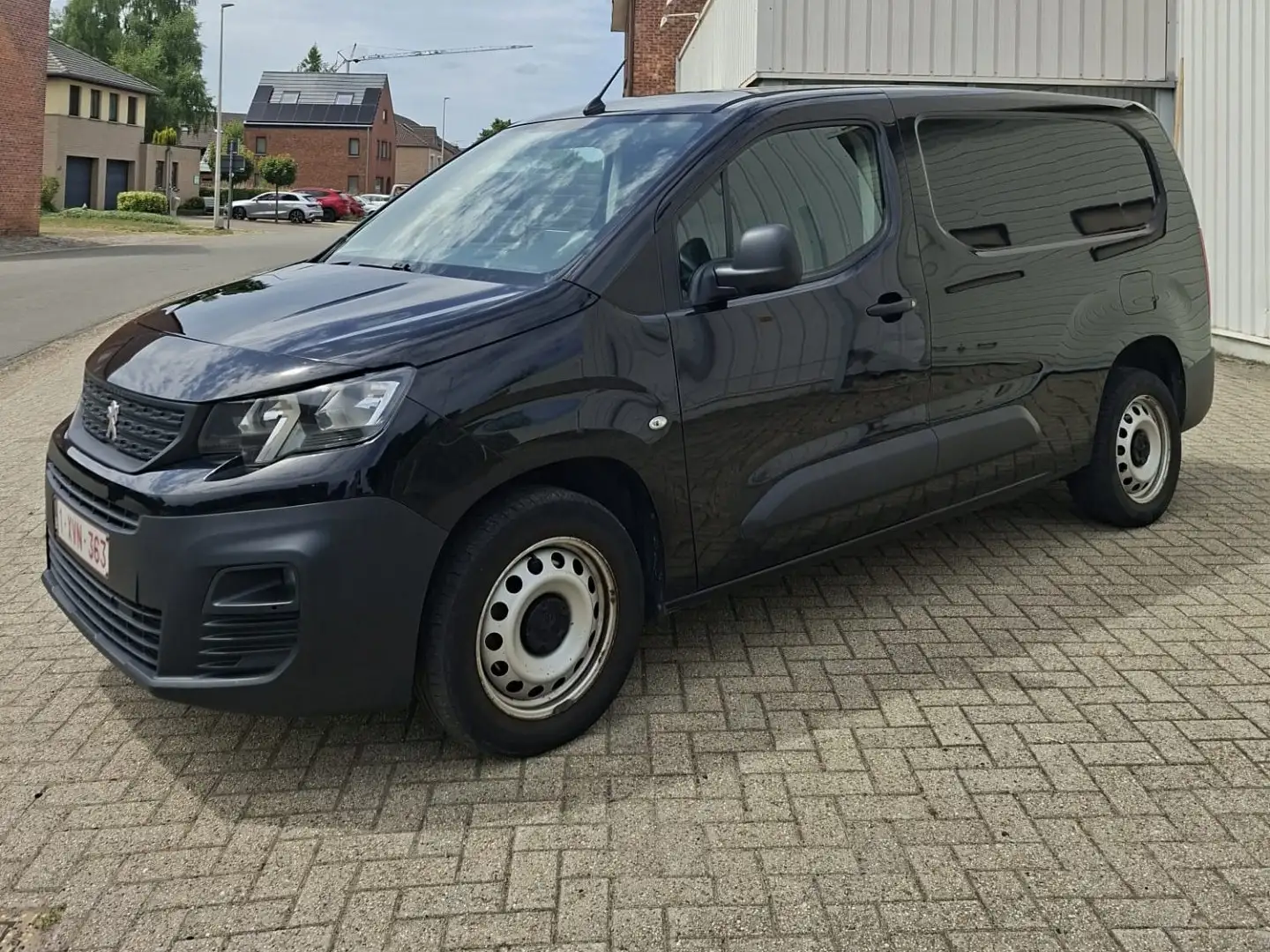 Peugeot 308 partner Zwart - 1