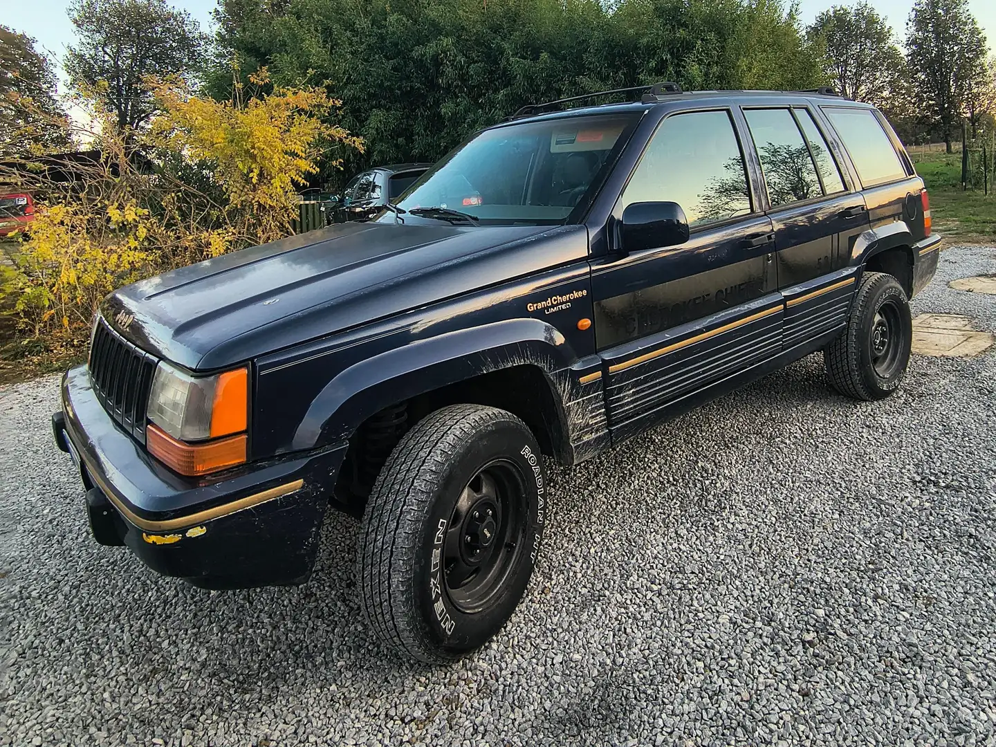 Jeep Grand Cherokee Grand Cherokee I 1993 5.2 Limited auto Azul - 2