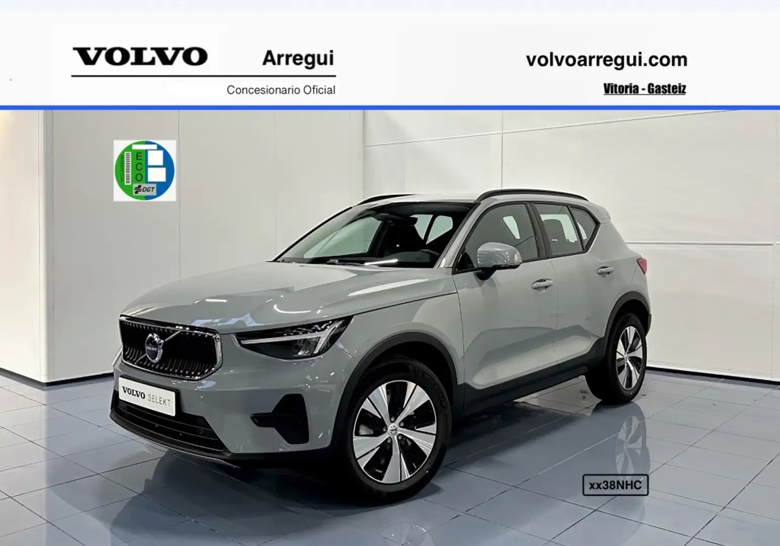 Volvo XC40 B3 Essential Aut. Gris - 1