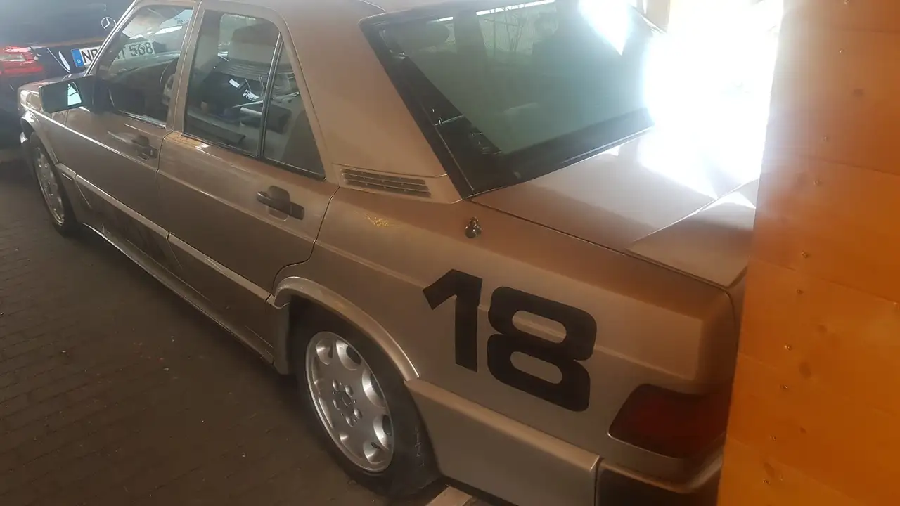 Mercedes-Benz 190 E 2.3 -16V (201.034), foto 5