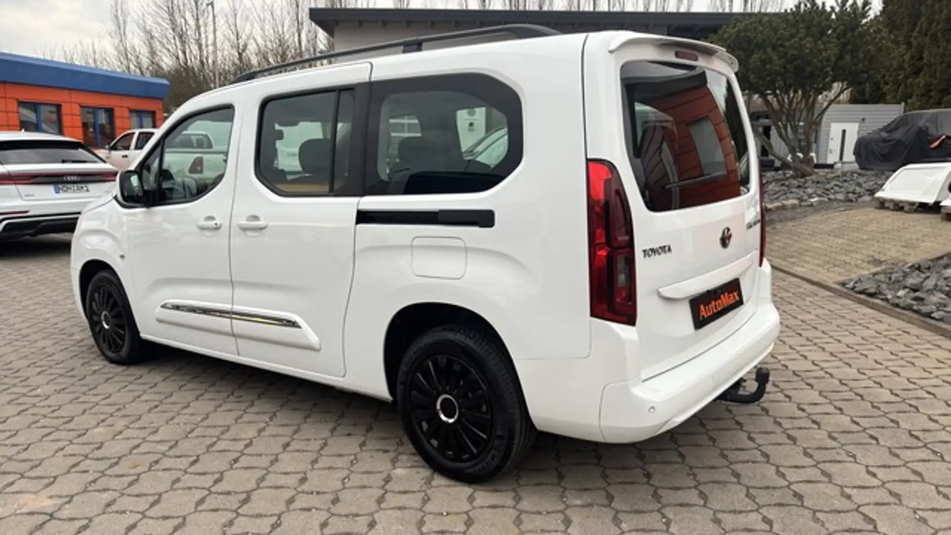 Toyota Proace City Verso L2 7 Sitze  AHK Einpark V+H Blanc - 2