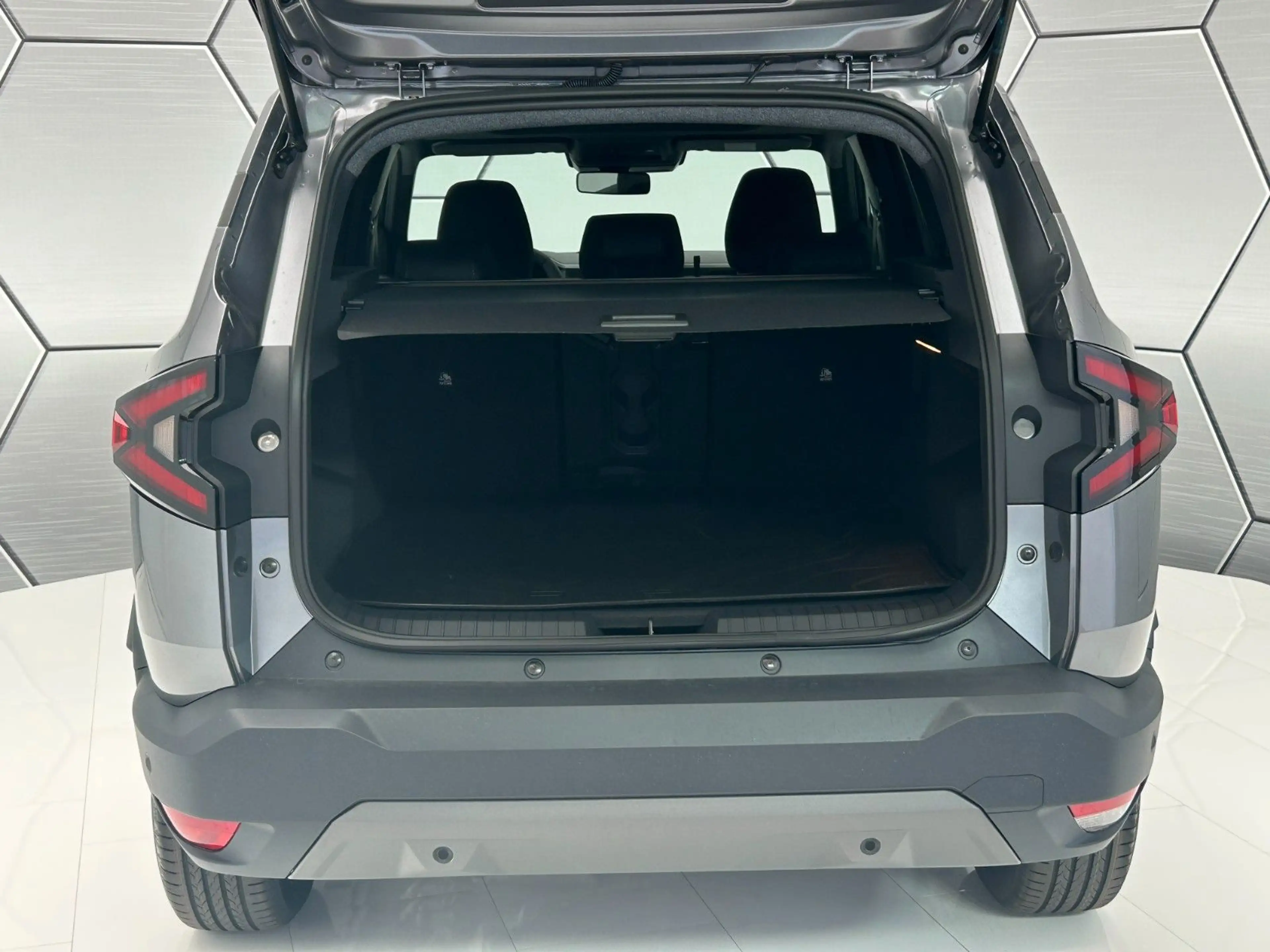 Dacia Bigster Extreme hybrid-G 150 4x4 City/Winter — photo 5