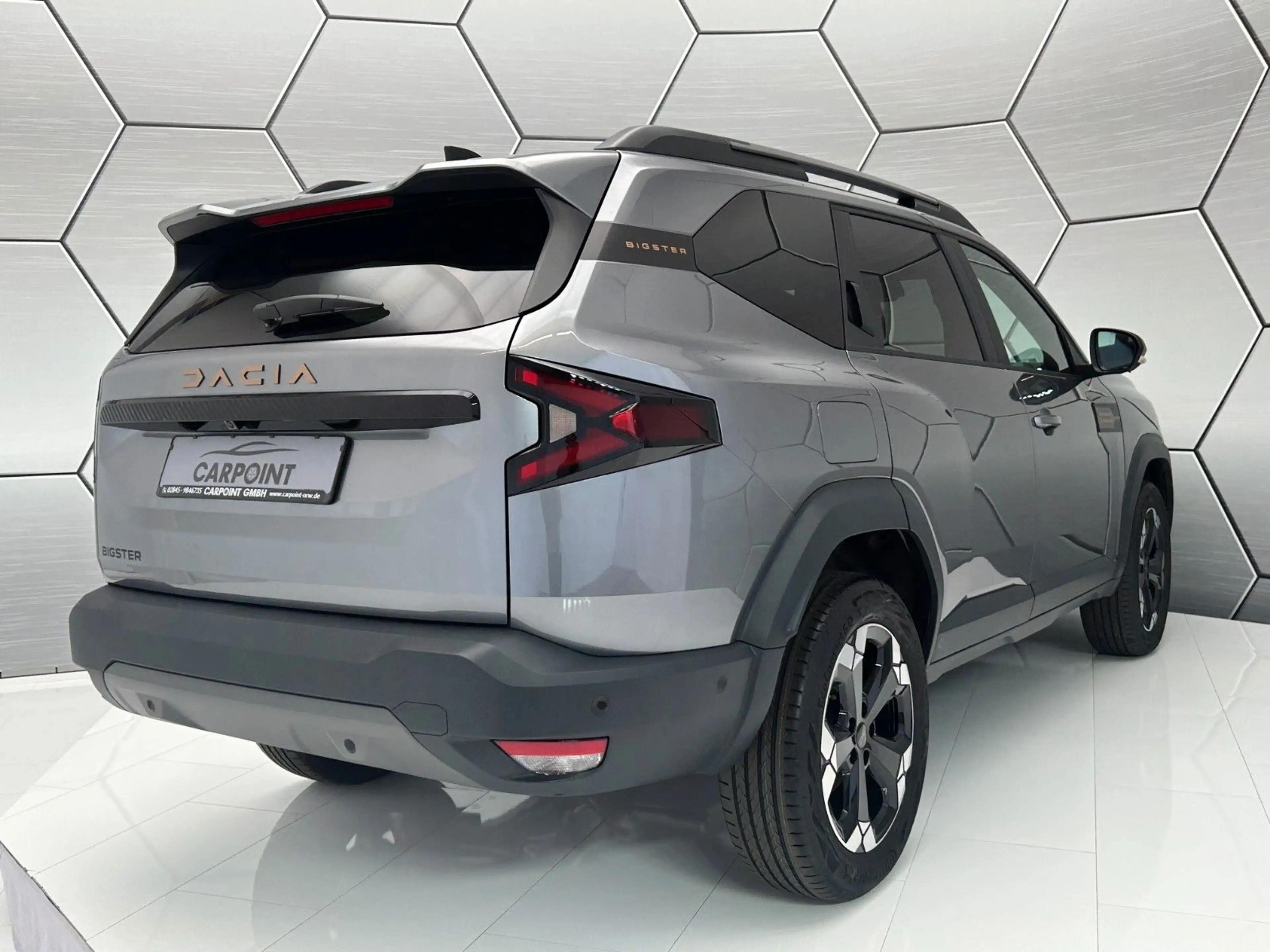 Dacia Bigster Extreme hybrid-G 150 4x4 City/Winter — photo 6