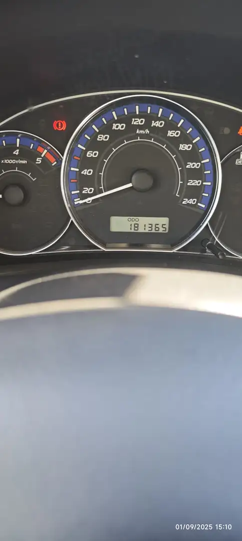 Subaru Forester 2.0d XS 6mt - 1