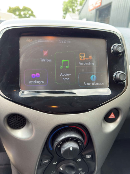 Toyota Aygo 1.0 VVT-i x-play \ automaat \ camera \ e1 — photo 11