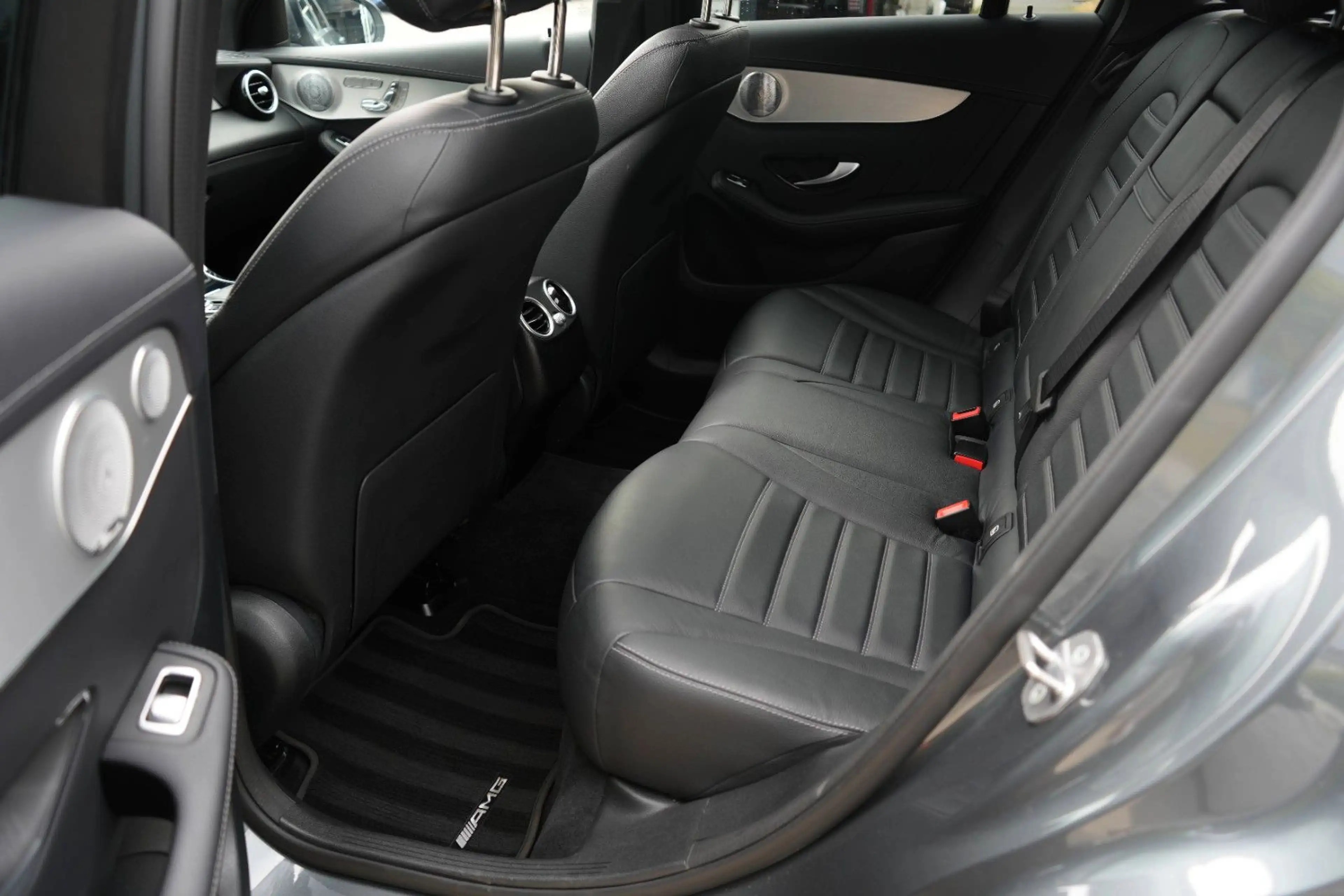 Mercedes-Benz GLC 400 d 4Matic AMG-LINE|AIRMATIC|PANO|BURMEST. — photo 14