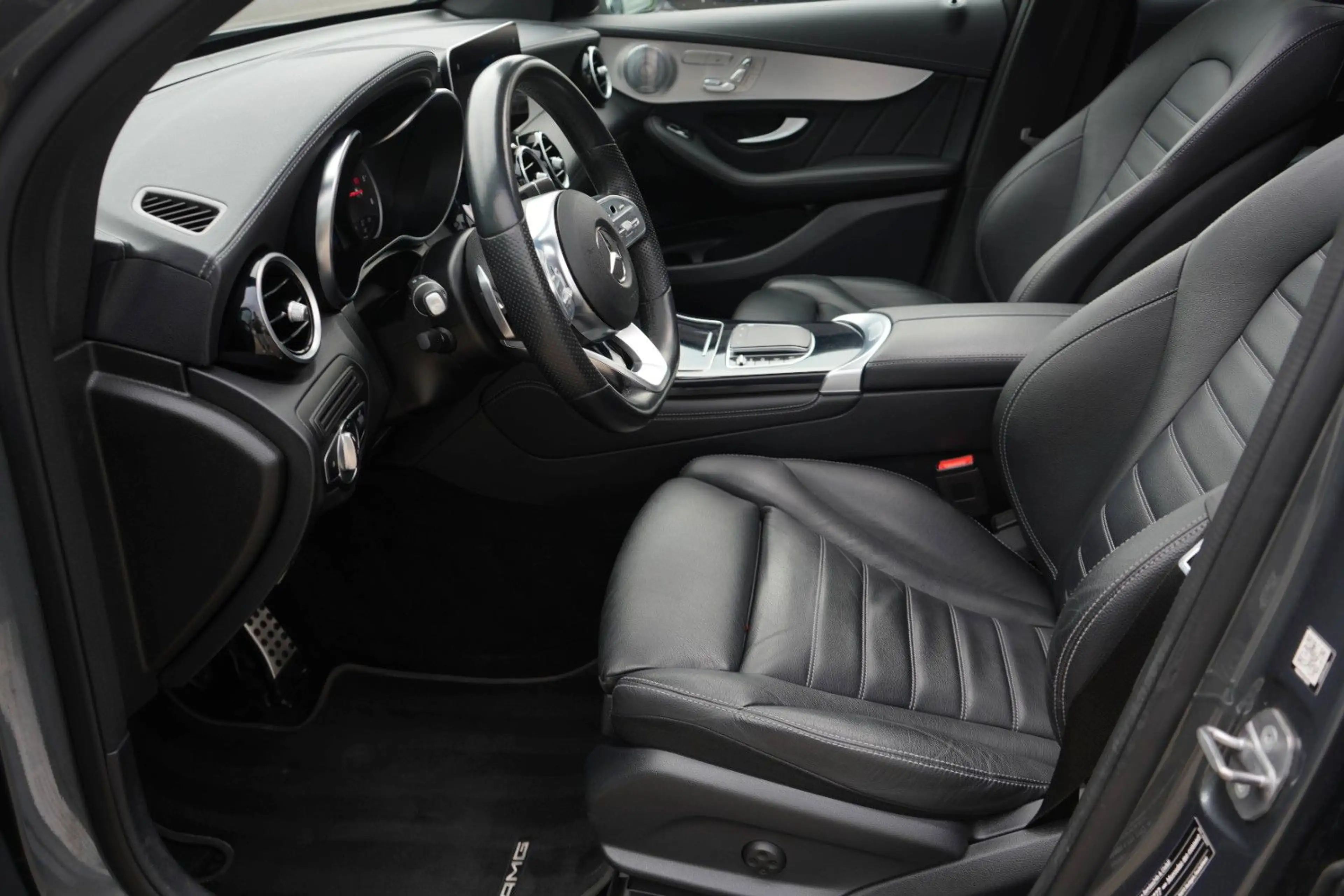 Mercedes-Benz GLC 400 d 4Matic AMG-LINE|AIRMATIC|PANO|BURMEST. — photo 12