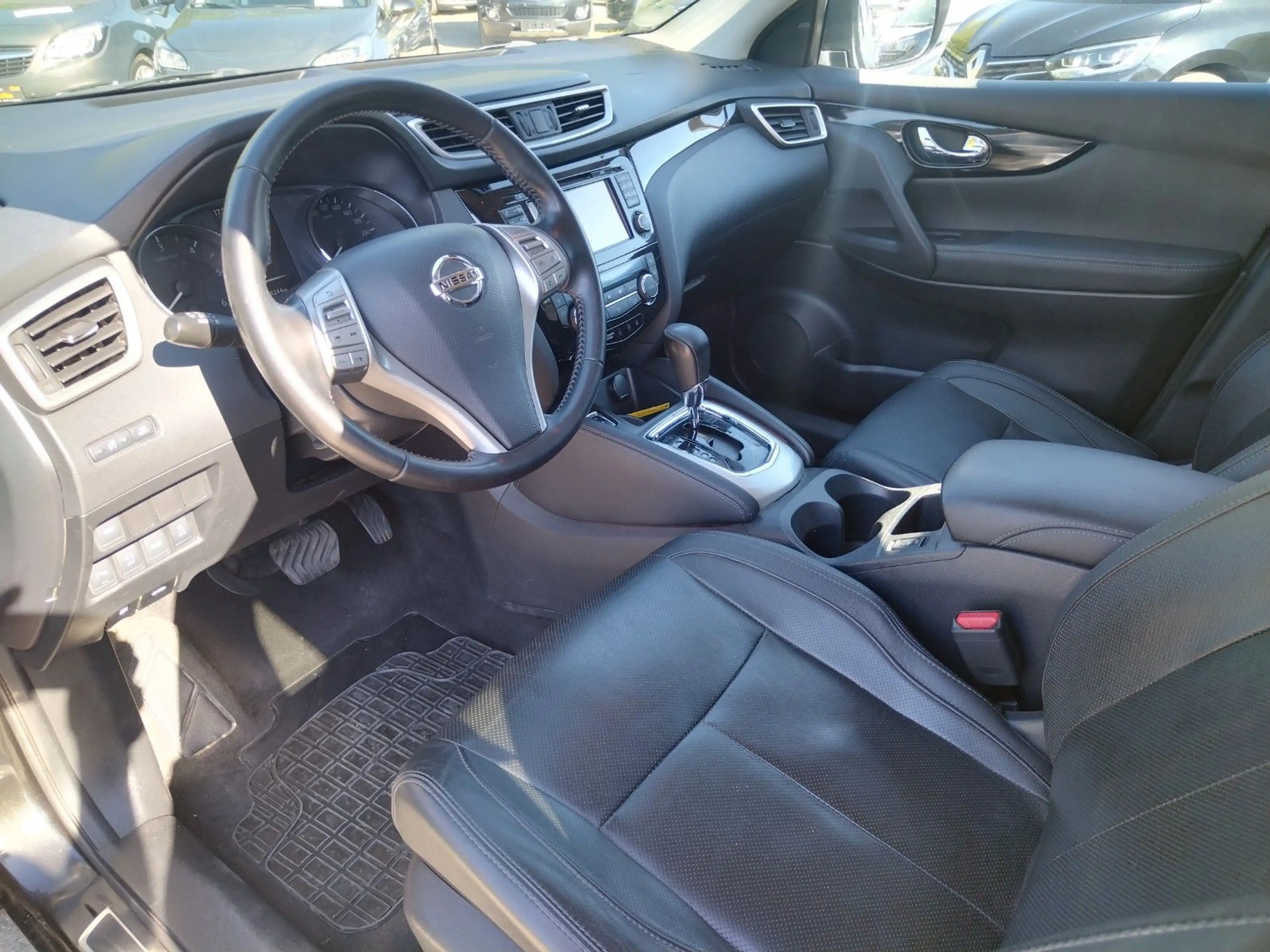Nissan Qashqai Black Edition+PANO+LED+CAM360+NAVI+SHZ — photo 14
