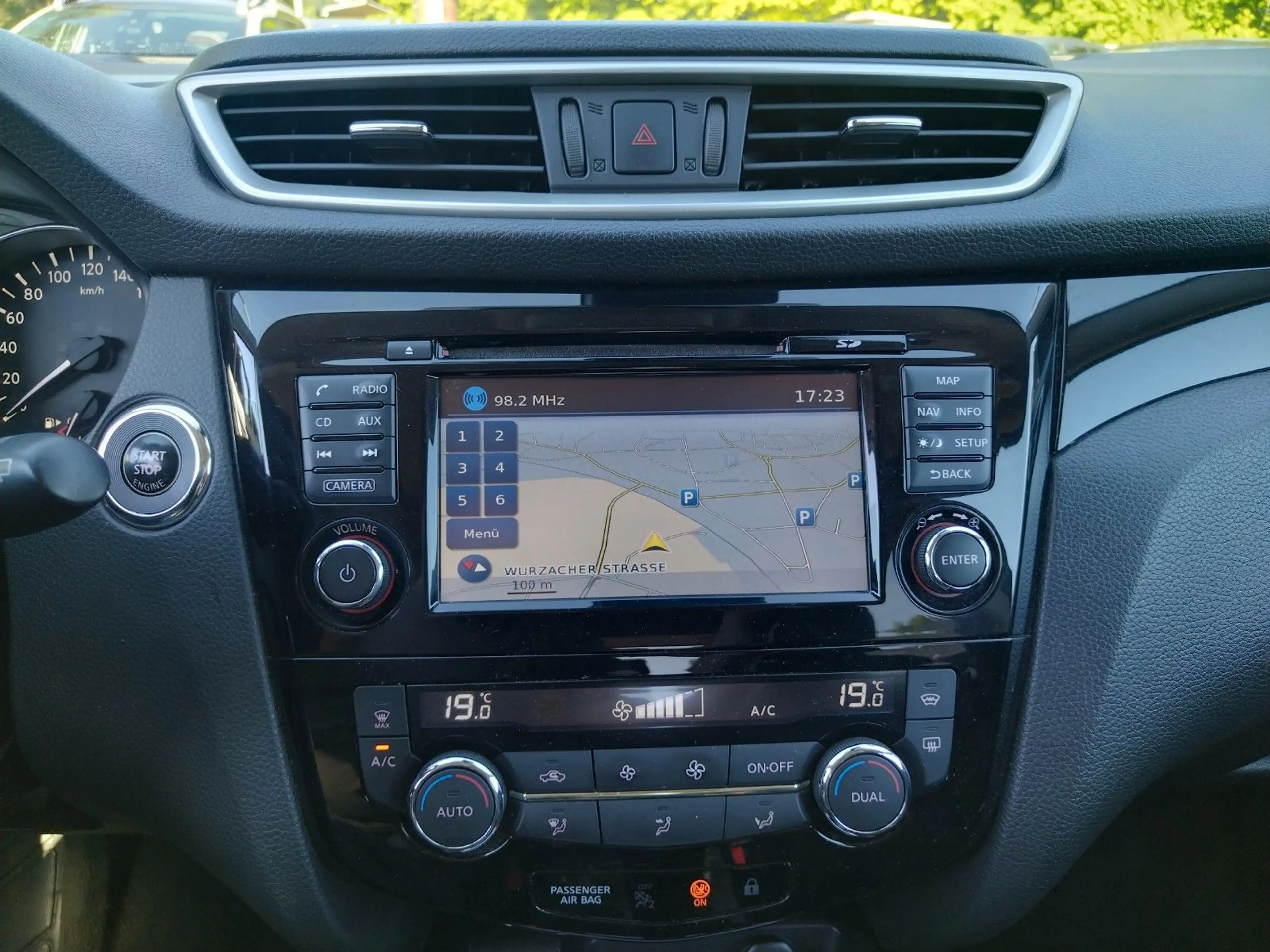Nissan Qashqai Black Edition+PANO+LED+CAM360+NAVI+SHZ — photo 11