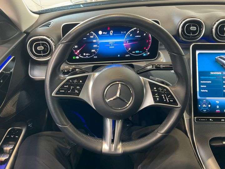 Mercedes-Benz C 220