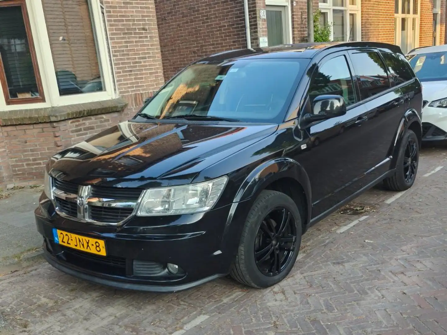 Dodge Journey 2.7 v6 Чорний - 1