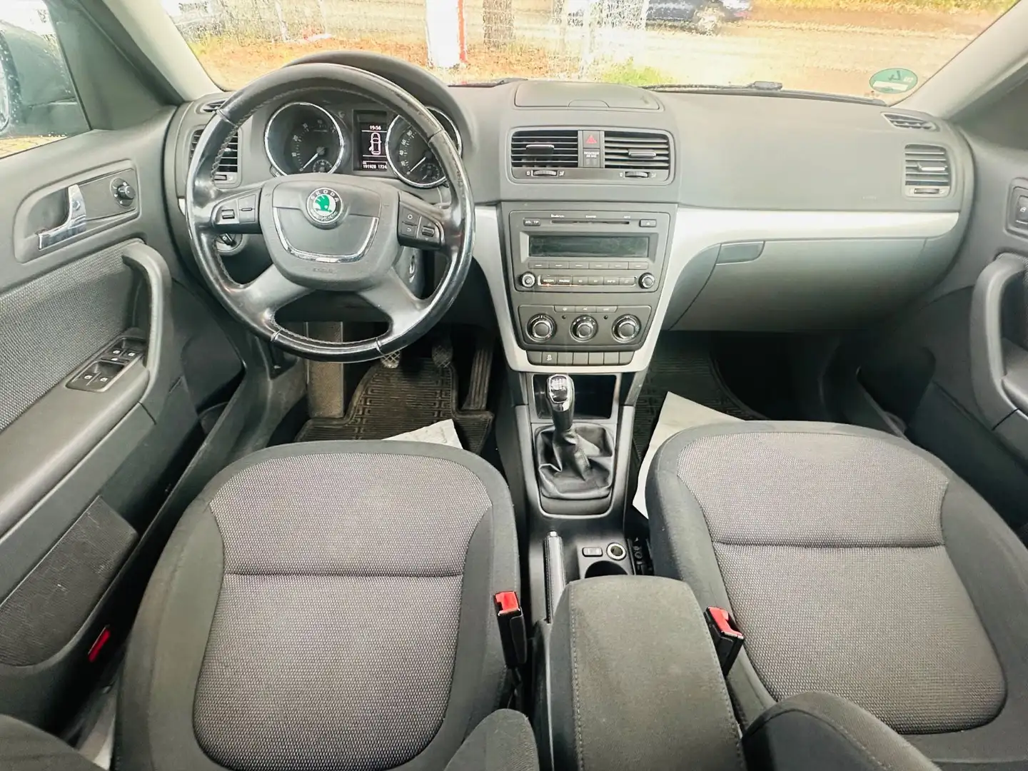 Skoda Yeti Ambition, klima,Tüv&insp neue, AHK , Grigio - 2