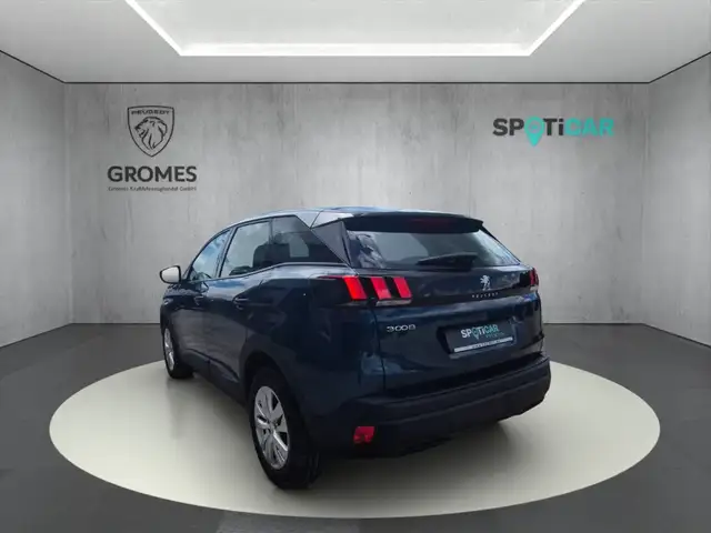 Peugeot 3008 view 5