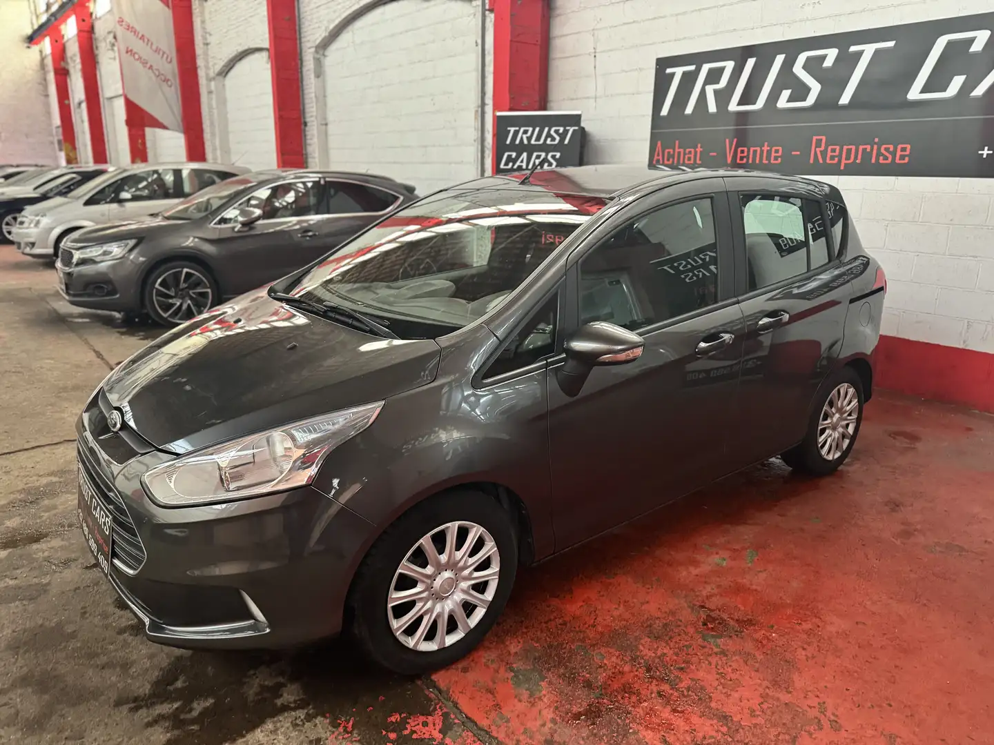 Ford B-Max B-Max 1.0 Essence 12 MOIS DE GARANTIE Grau - 2