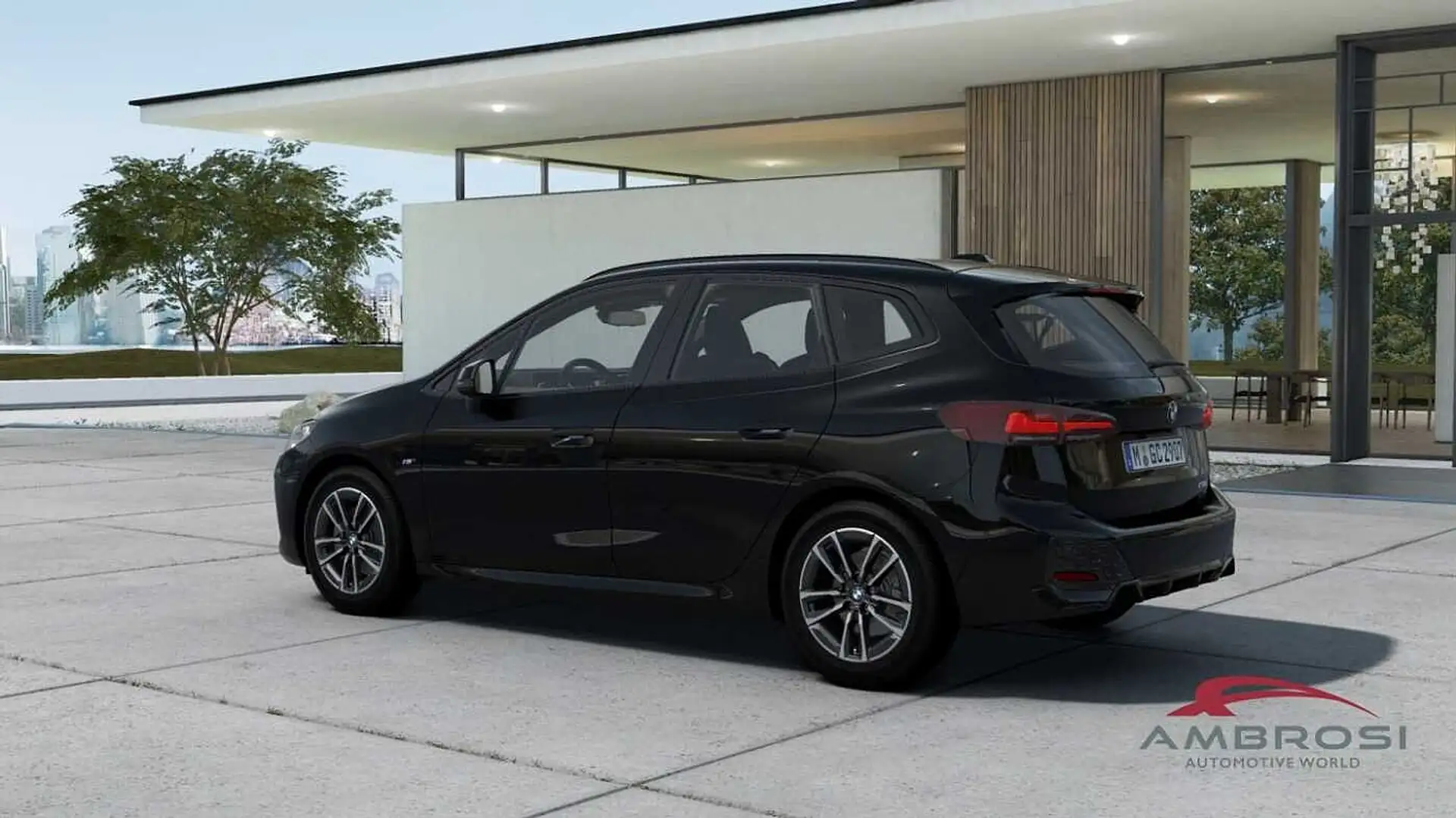 BMW 218 Active Tourer 218d Active Tourer Msport Zwart - 2