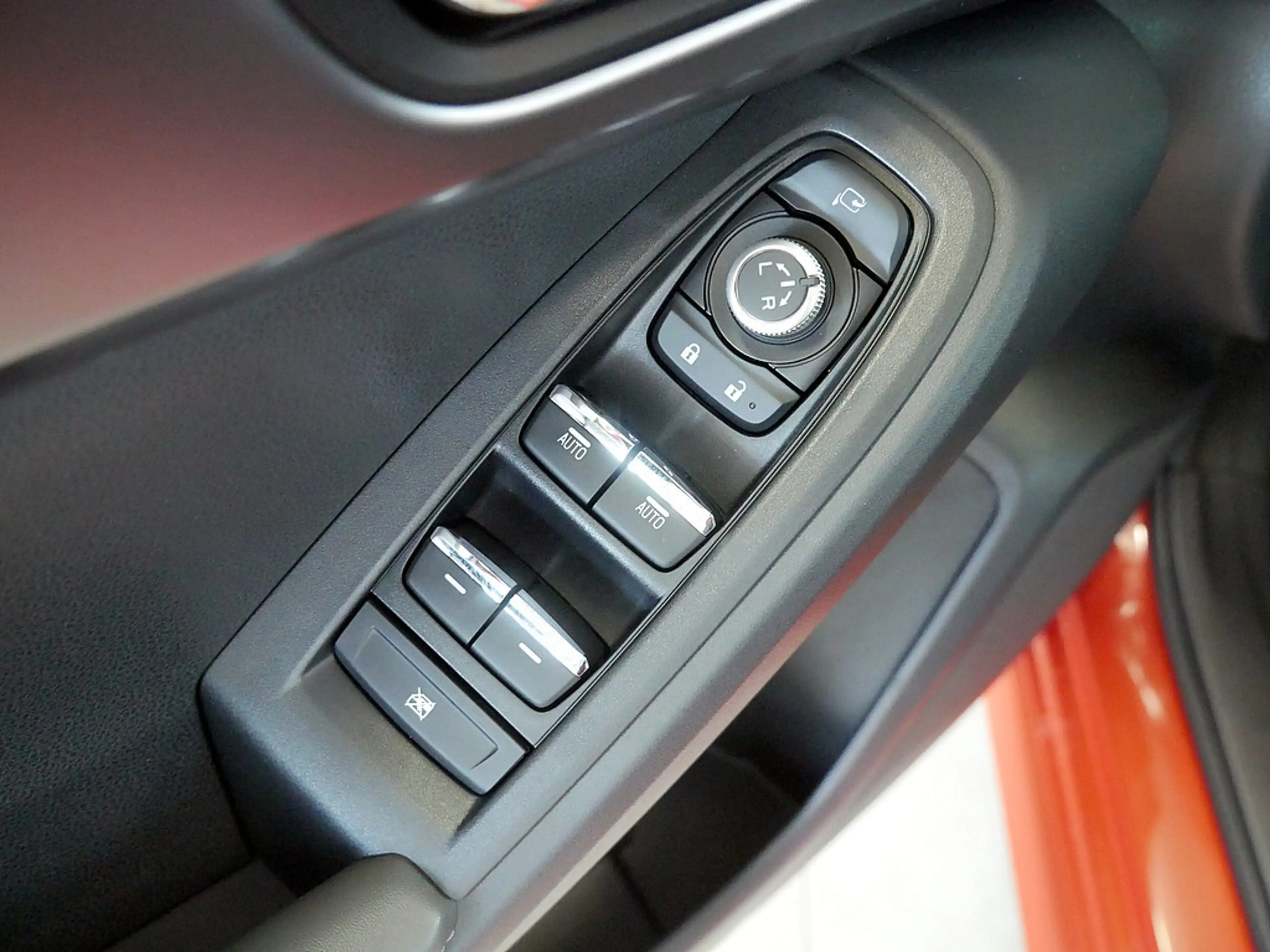 Subaru Impreza e-Boxer 2.0ie Platinum NAVI ACC LED — photo 7