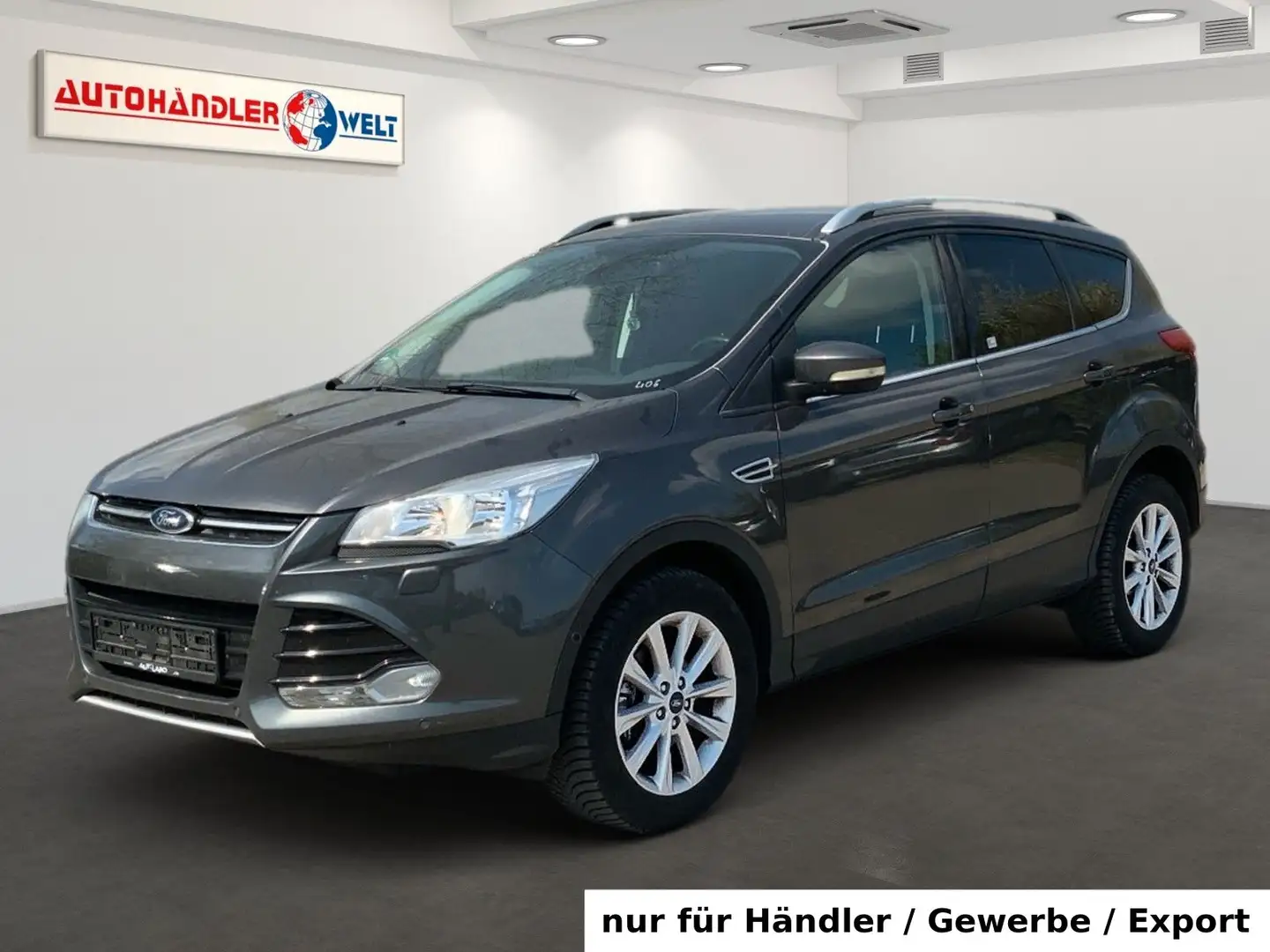 Ford Kuga 1.5 T Titanium T-Leder Navi AAC PDC SHZ Grau - 1