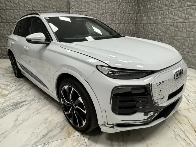 Audi Q6 e-tron quattro 285 kW Business/ S-Line