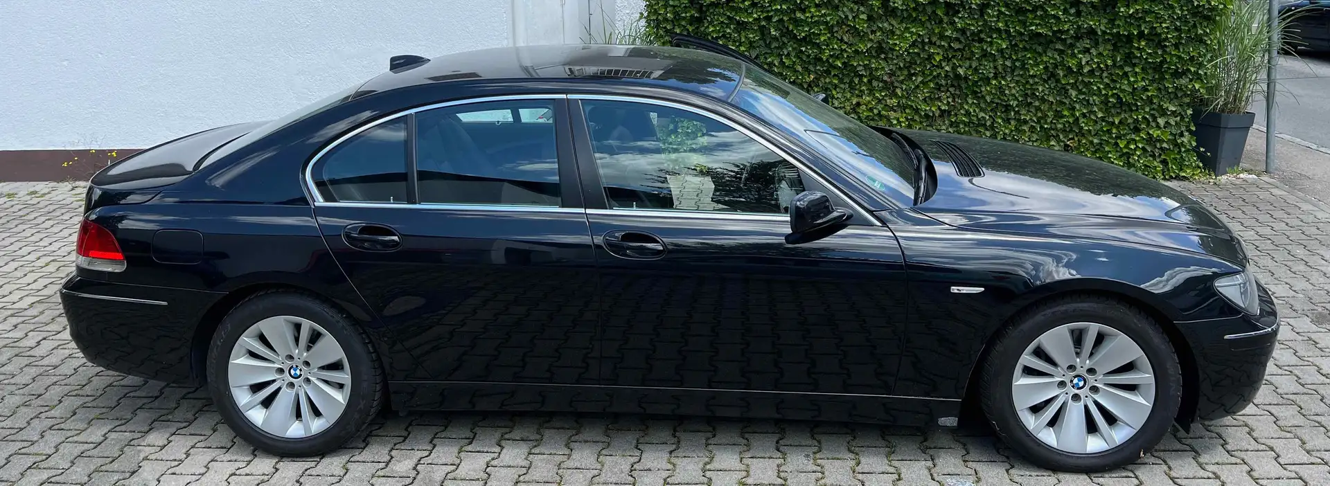 BMW 740 740i Facelift Negro - 2