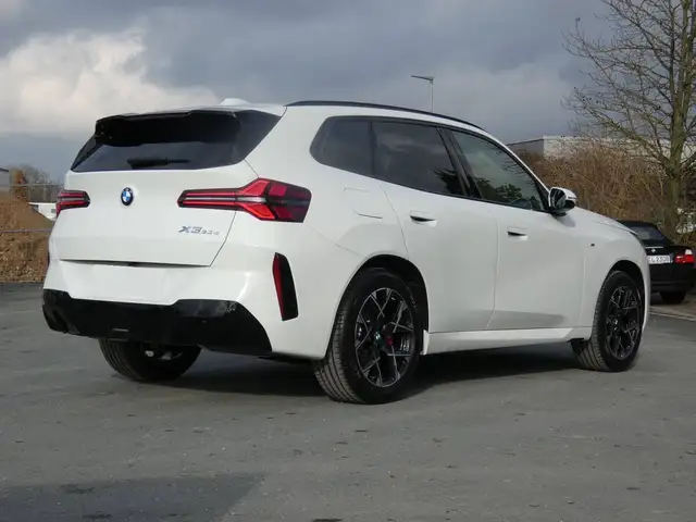 BMW X3 view 14