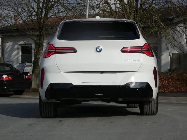 BMW X3 view 15