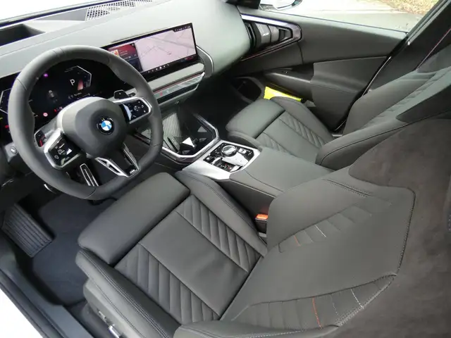 BMW X3 view 13