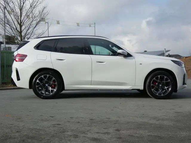 BMW X3 view 7
