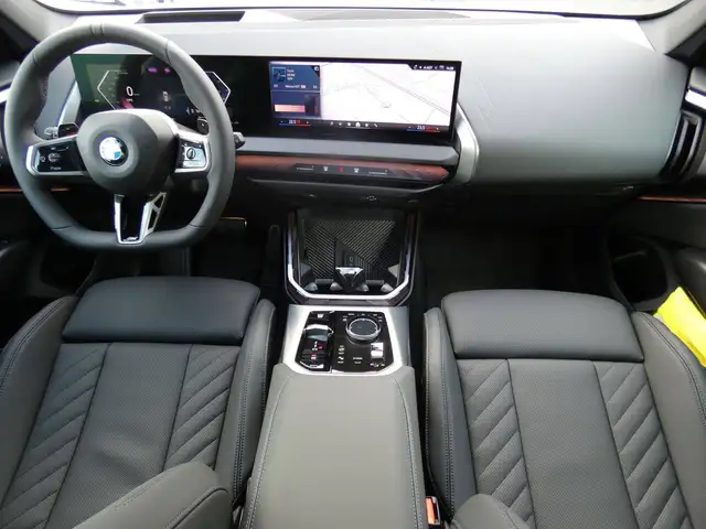 BMW X3 view 10
