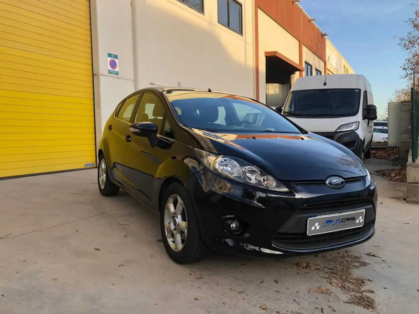 Ford Fiesta 1.6TDCi Econetic Negro - 1