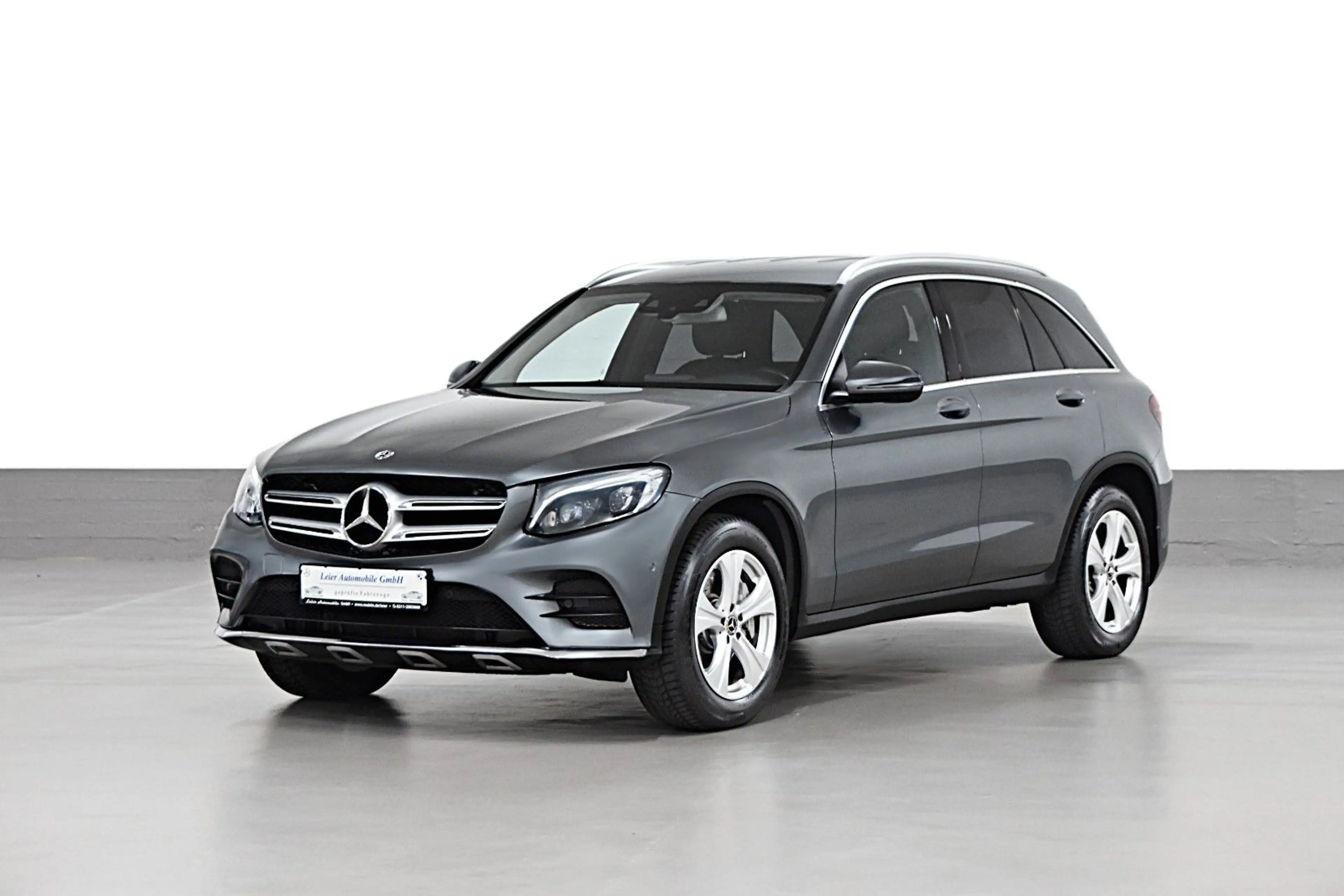 Mercedes-Benz GLC 250 D 4-MATIC AMG LINE*STANDHEIZUNG* — photo 3