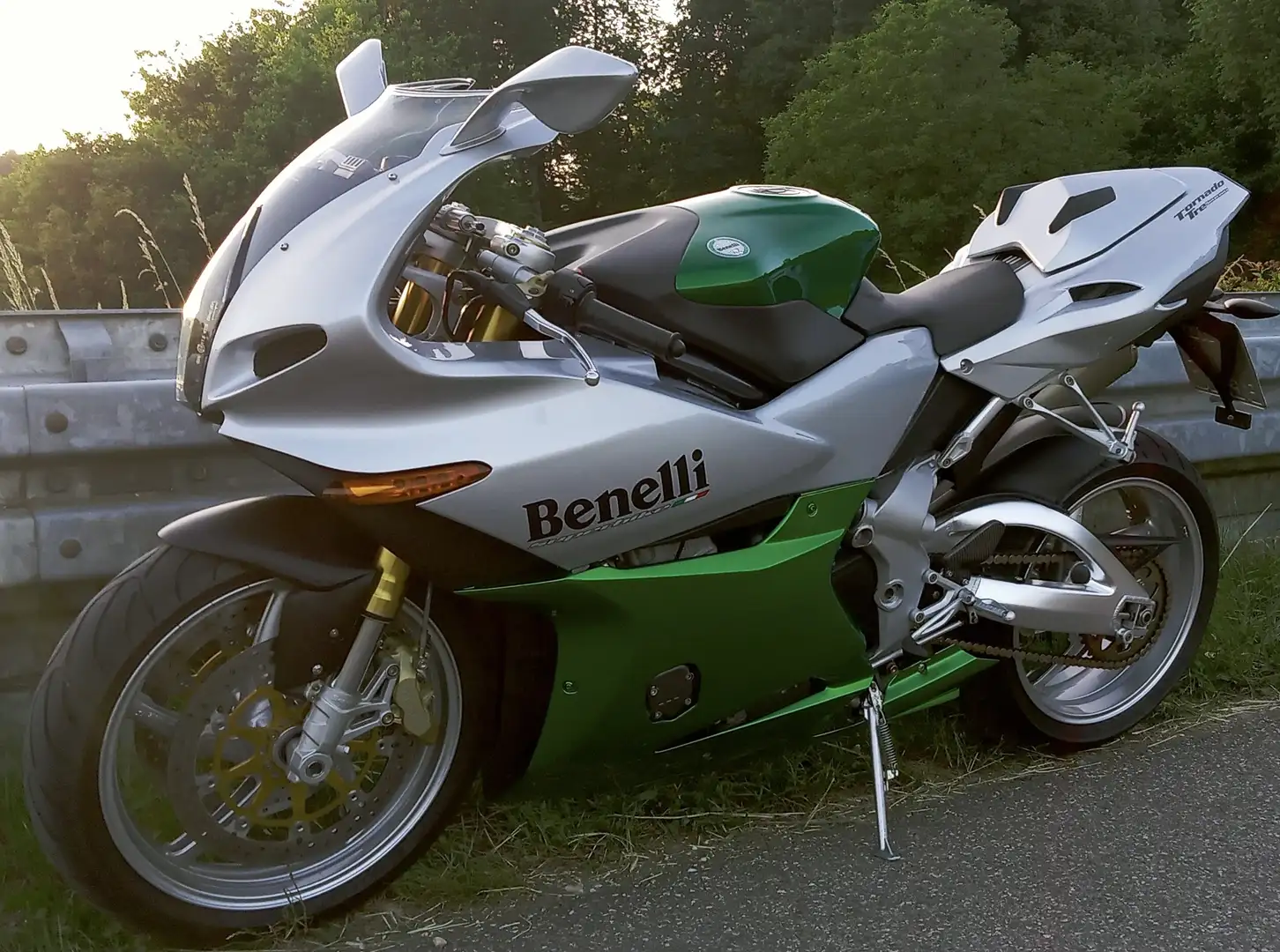 Benelli Tornado Tre 900 Argento - 2