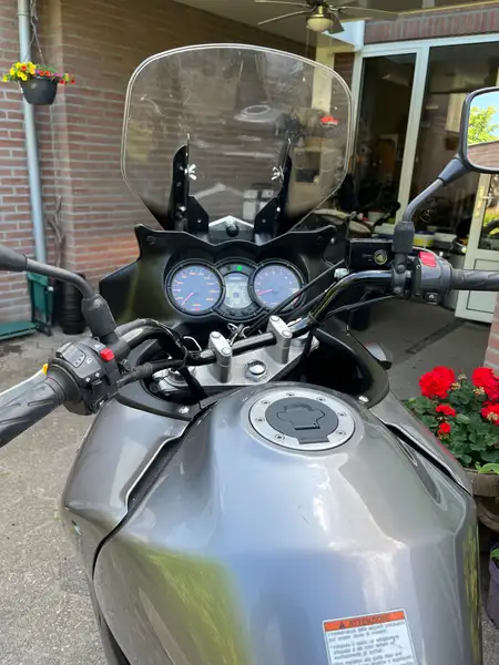 Suzuki V-Strom 650 - foto 3
