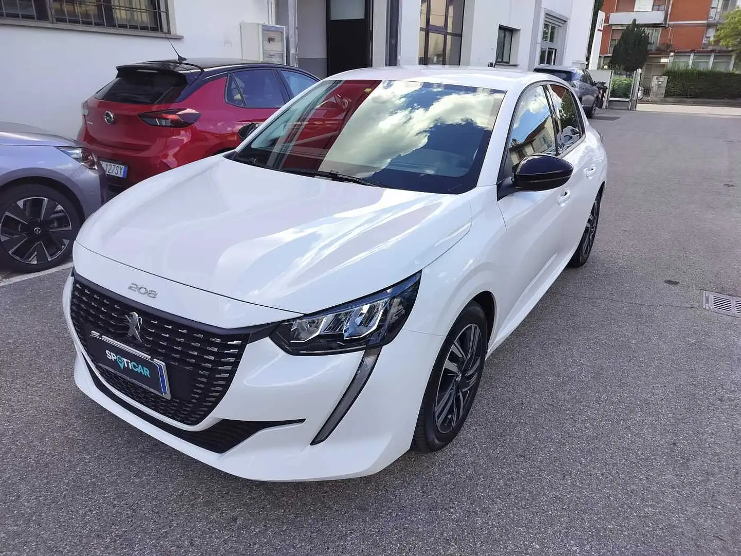 Peugeot 208 2ª serie PureTech 75 CV 5 porte Allure Pack Bianco - 2