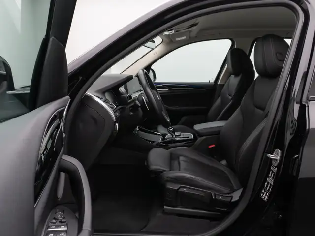 BMW X3 view 19