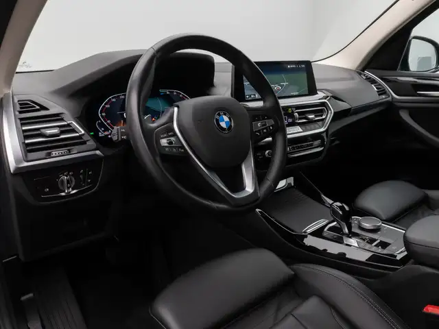 BMW X3 view 20