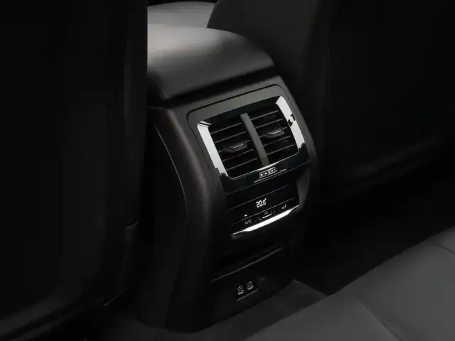 BMW X3 view 27