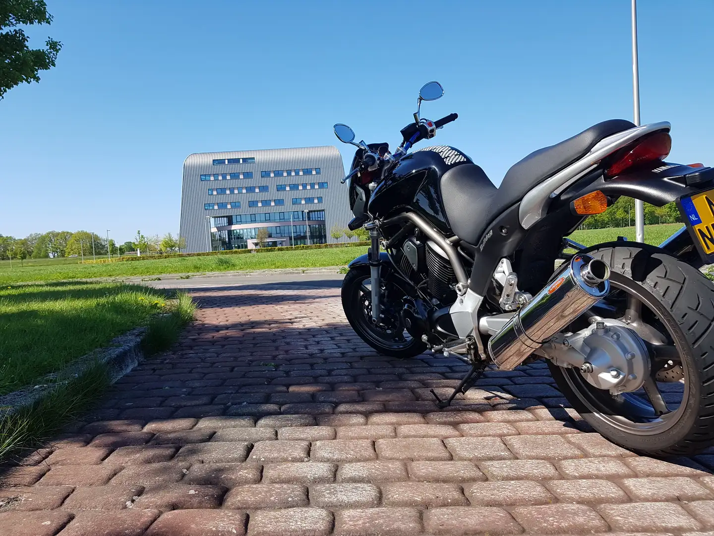 Yamaha BT 1100 Bulldog Als nieuw! Geen beschadigingen.Slechts 8338km Negro - 2