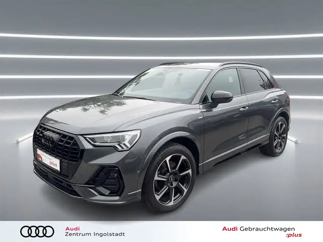 Audi Q3 45 TFSI qu S line AHK LED PDC+ ACC Kamera 19"