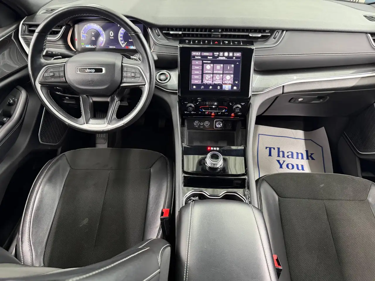 Jeep Grand Cherokee снимка Jeep Grand Cherokee