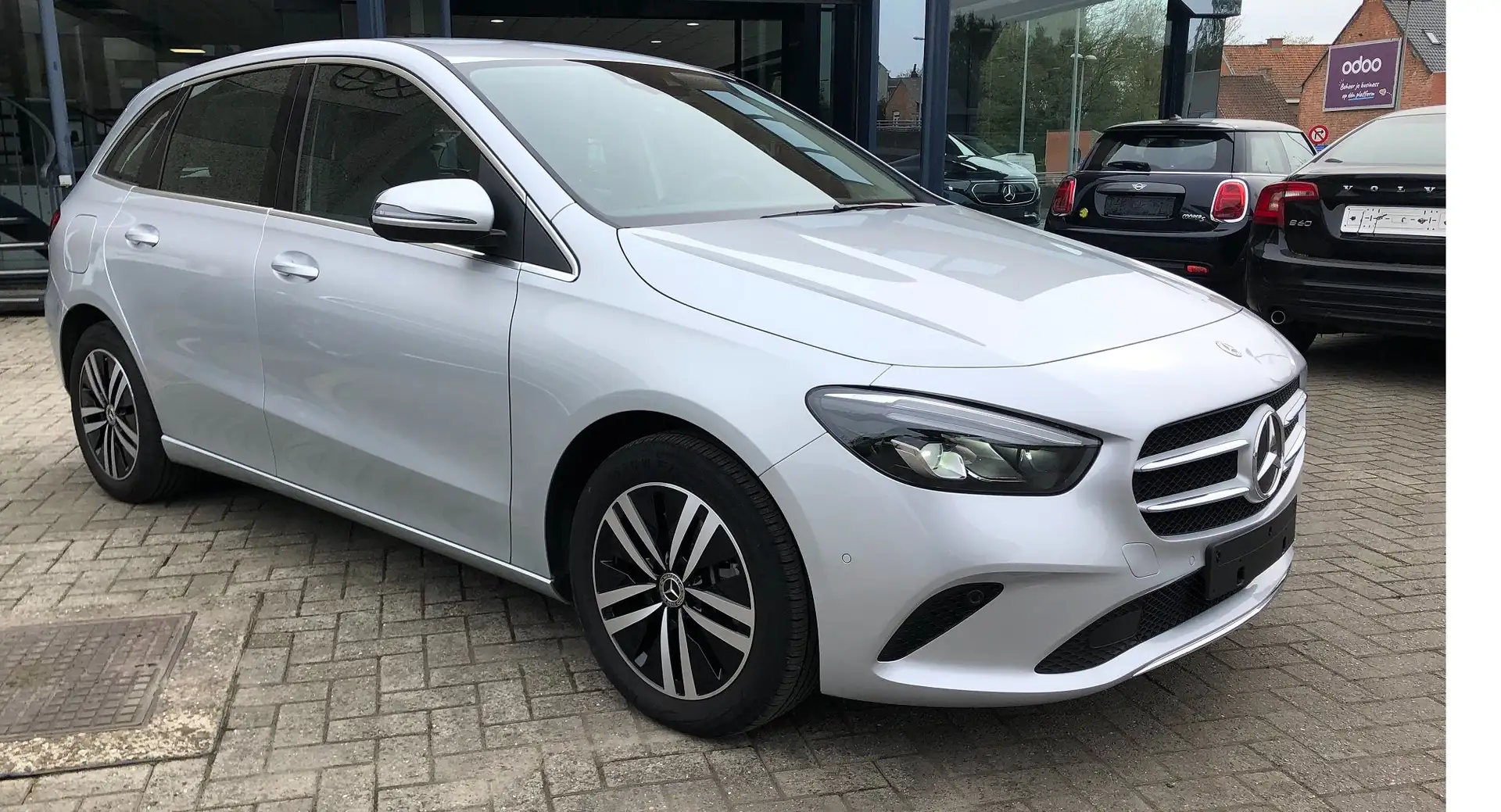 Mercedes-Benz B 250 e | Camera | MBUX High-End-Paket | Best deal offer Zilver - 2