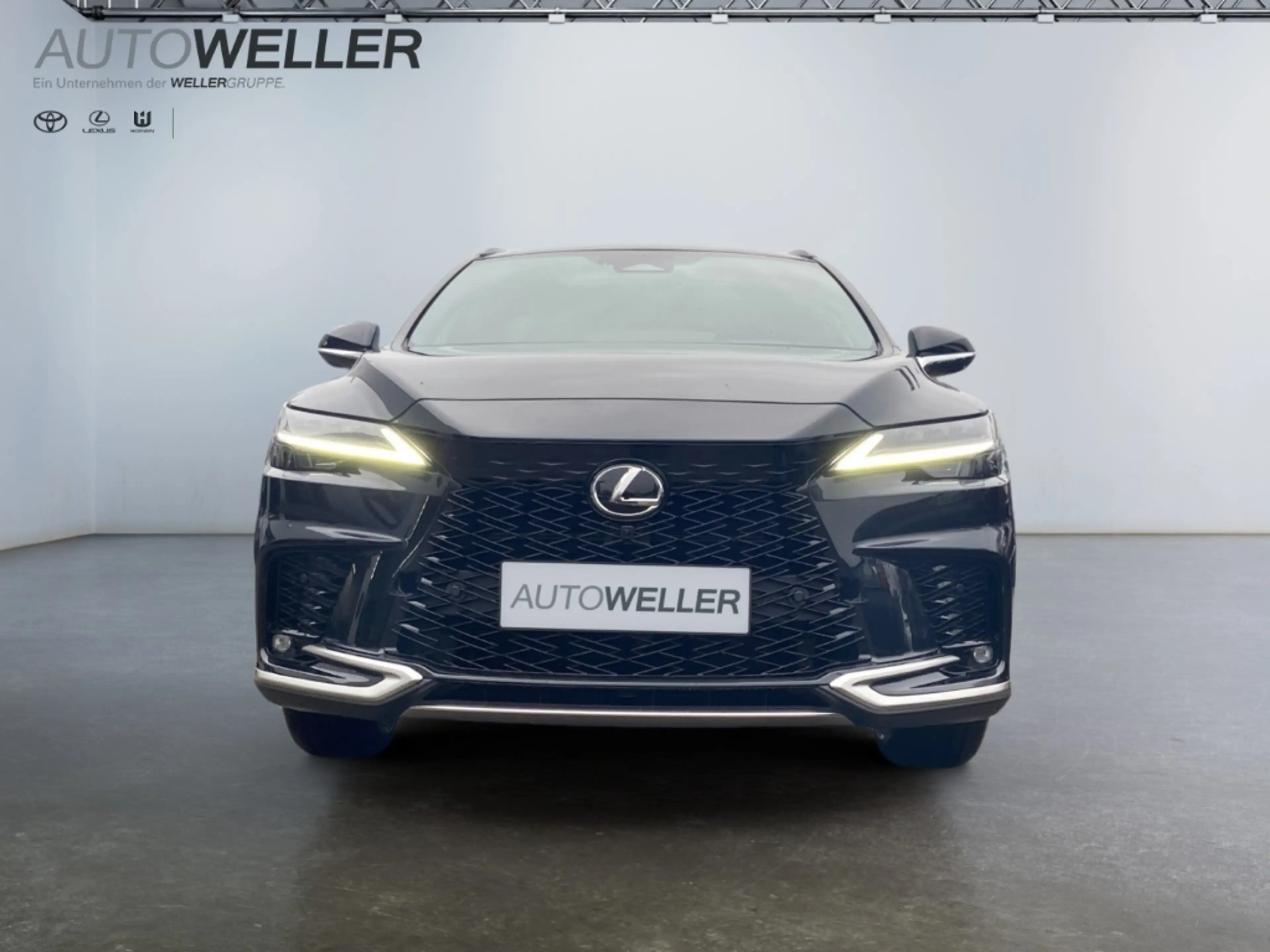 Lexus RX 450h + 2,5 l E-CVT, 4x4 Plug-in 5-Türer F SPORT D — photo 6