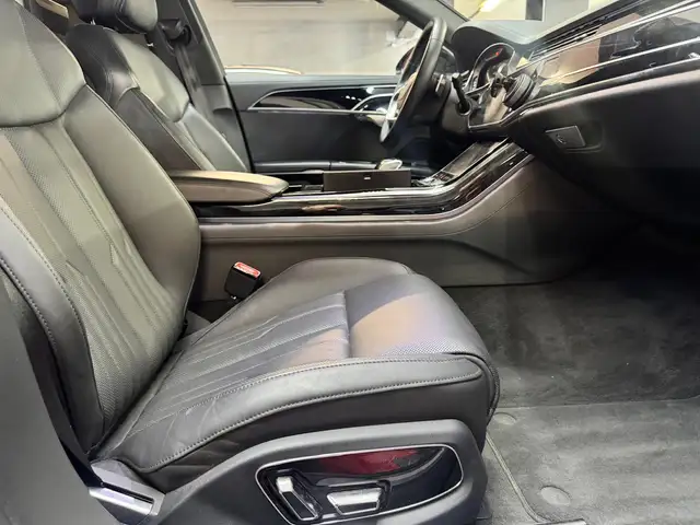 Audi A8 50 TDI L quattro Ansicht 17