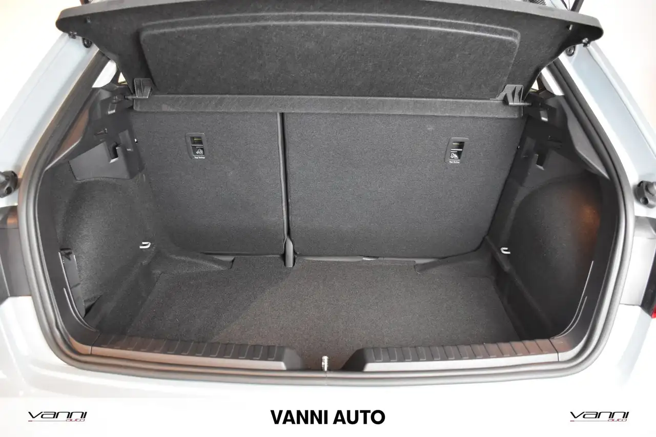 Audi A1 SPB Sportback Allstreet 35 TFSI S tronic Identity Contrast, миниатюра 16