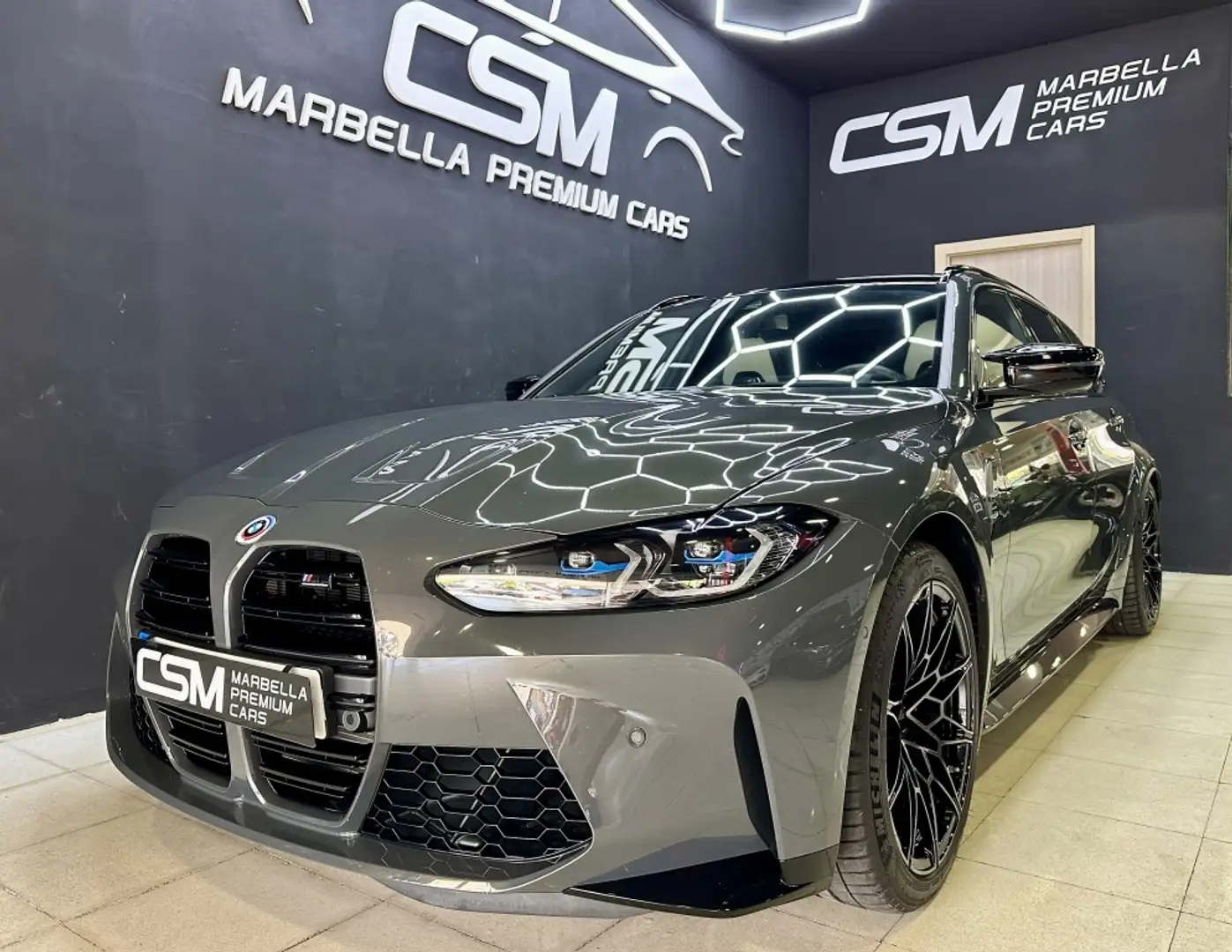 BMW M3 Competition Touring MxDrive Gris - 1
